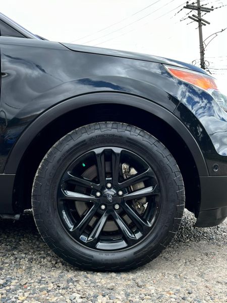 Ford Explorer Limited 3.5 2015 - imagen secundaria 2