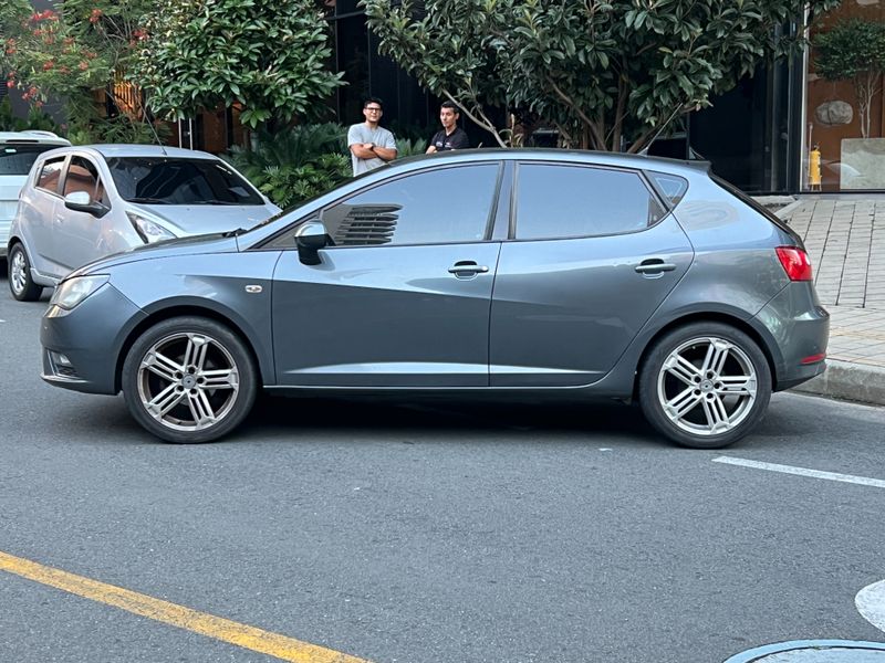 Seat Ibiza Style 2014 - imagen secundaria 1