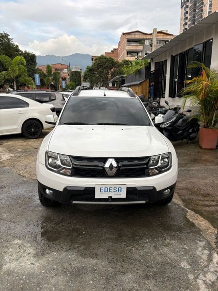 RENAULT DUSTER DYNAMIQUE 4X2 - imagen secundaria 1