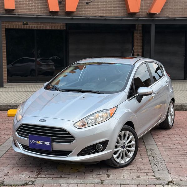 Ford Fiesta Titanium 2017 - imagen secundaria 2