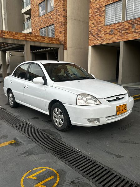 Kia Río stylus ls 2015 - imagen secundaria 1