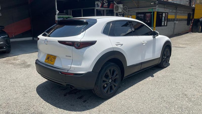 Mazda CX-30 Modelo 2021 - imagen secundaria 2