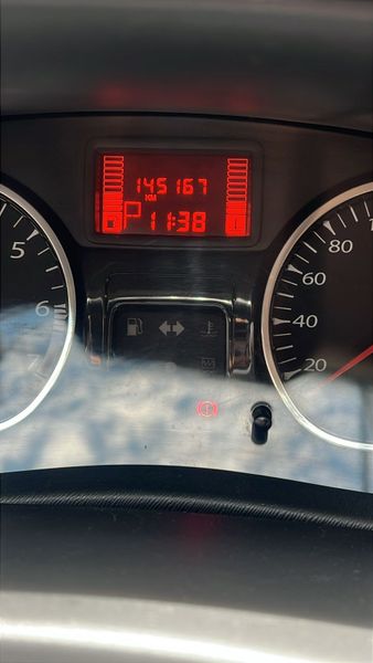 Renault Duster automática dynamic 2014 excelente estado - imagen secundaria 2