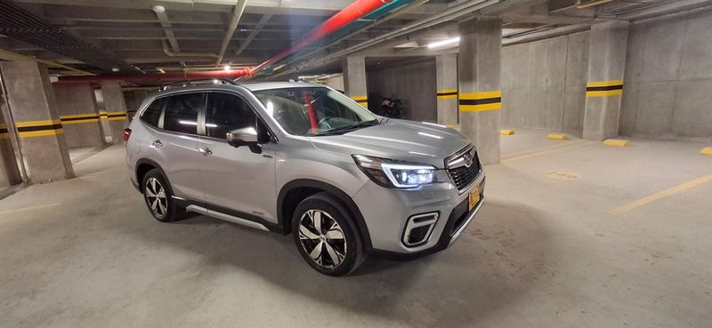 Subaru Forester Hibrida - imagen secundaria 1