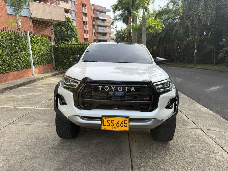 TOYOTA HILUX SRX 2022 BLINDADA DIÉSEL - imagen secundaria 1