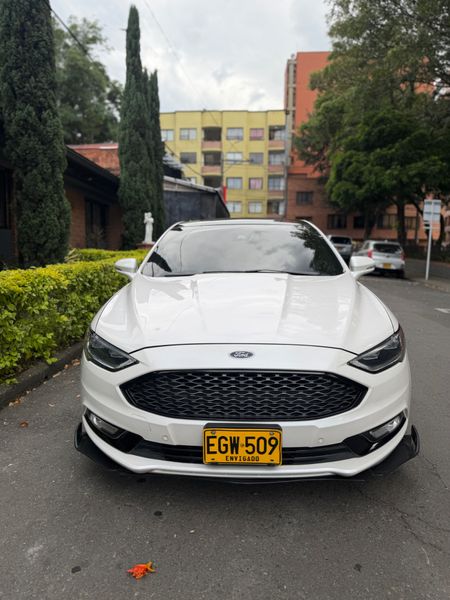 Ford Fusion 2017 titanium plus