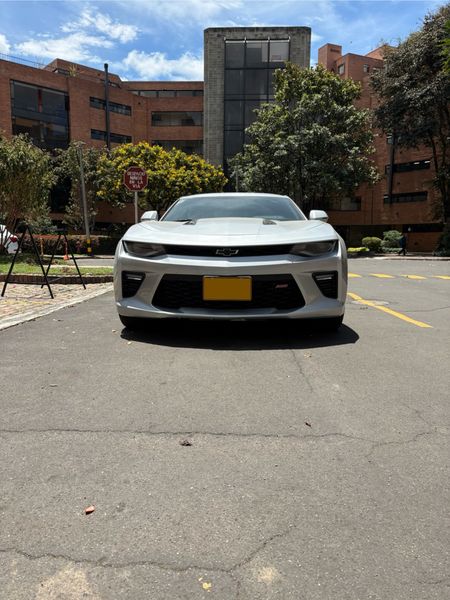 Chevrolet Camaro SS - imagen secundaria 1