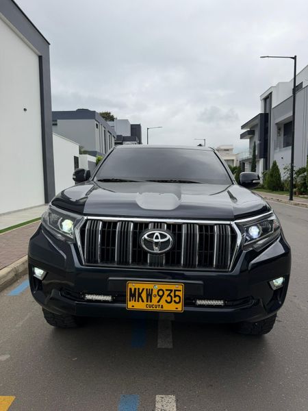 Toyot Prado txl 2013 4.0 gasolina blindaje 2 plus - imagen secundaria 1