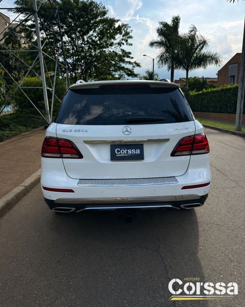 Mercedes-Benz GLE 250d - imagen secundaria 2