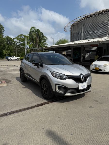 Renault Captur 2.0cc Intens 2018 - imagen secundaria 1