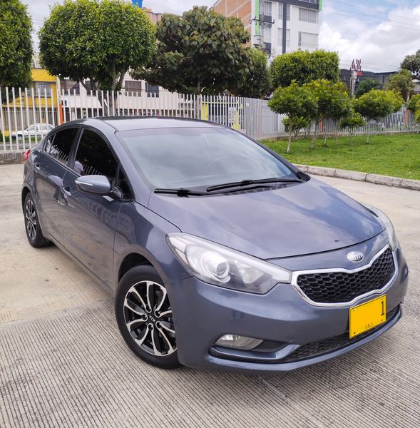 Se Vende Kia Cerato Pro Ex 2015 - imagen secundaria 2