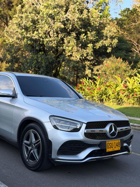 MERCEDES BENZ GLC 300 4MATIC - imagen secundaria 1