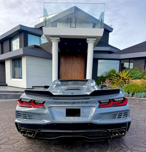 Chevrolet Corvette E-Ray - imagen secundaria 2