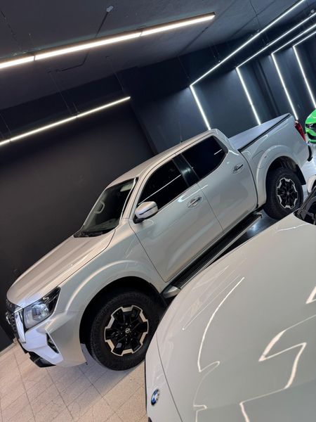 Nissan Frontier XE - imagen secundaria 2