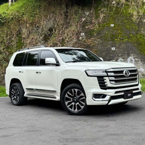 TOYOTA LC200 LAND CRUISER SÁHARA - imagen secundaria 2