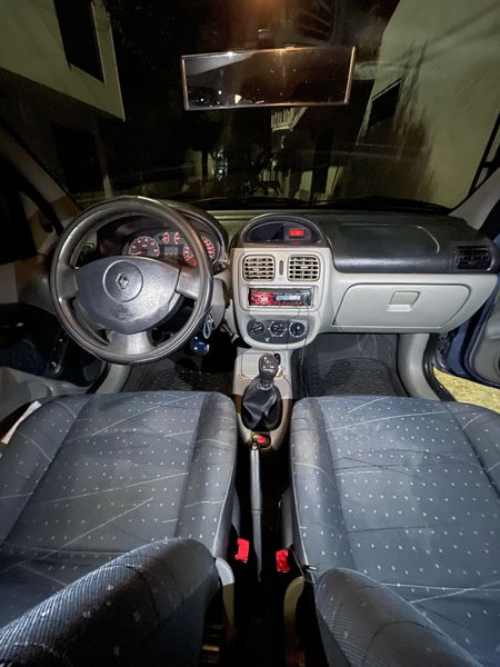 Renault Clio Expression 2005 - imagen secundaria 2