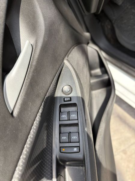 Chevrolet ONIX LT 2025 - imagen secundaria 2