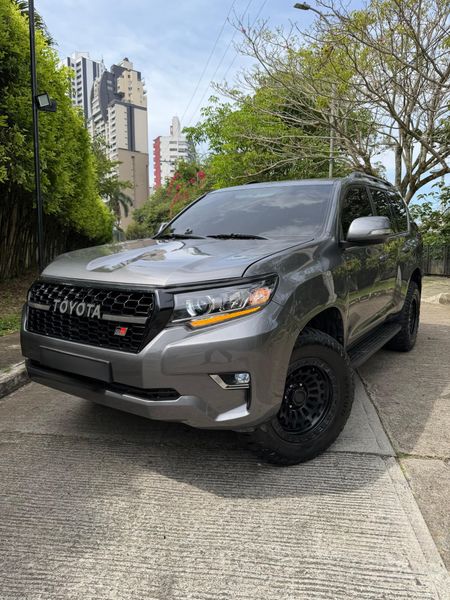 Toyota Prado txl 2013 diesel - imagen secundaria 1