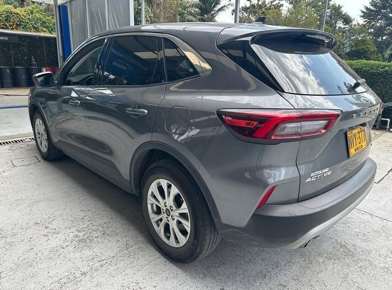 Ford Escape Active 2024 - imagen secundaria 1