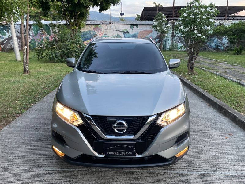 NISSAN QASHQAI 2018 ADVANCE 4X2 UNICO DUEO EXCELENTE ESTADO. - imagen secundaria 2