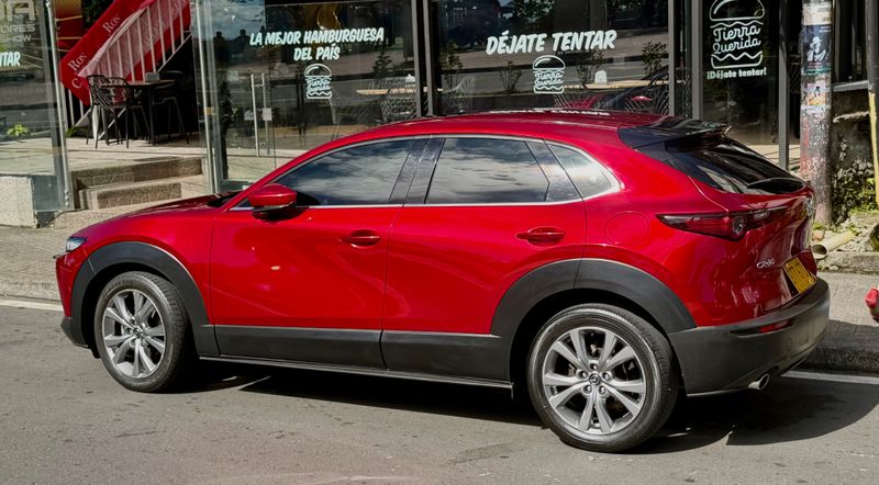 Mazda CX30 grand touring modelo 2022 - imagen secundaria 1