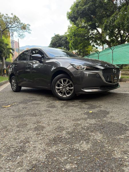 Mazda 2 Touring Sedan 2021 - imagen secundaria 2