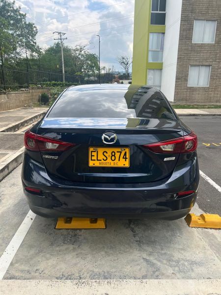 Mazda 3 Touring AT - imagen secundaria 2