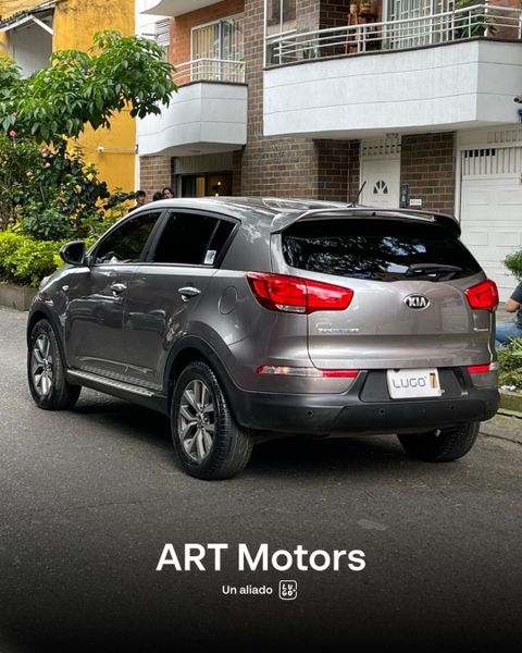 Kia Sportage Revolution 2.0 Automático - imagen secundaria 2