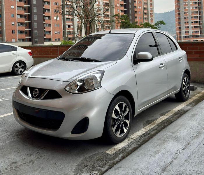 Nissan March sense automático 2018 - imagen secundaria 1