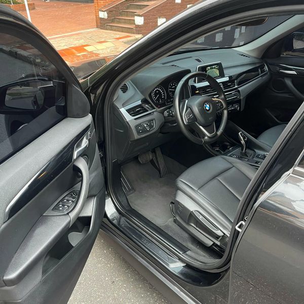 BMW X1 sDrive18i Modelo 2019 - imagen secundaria 1