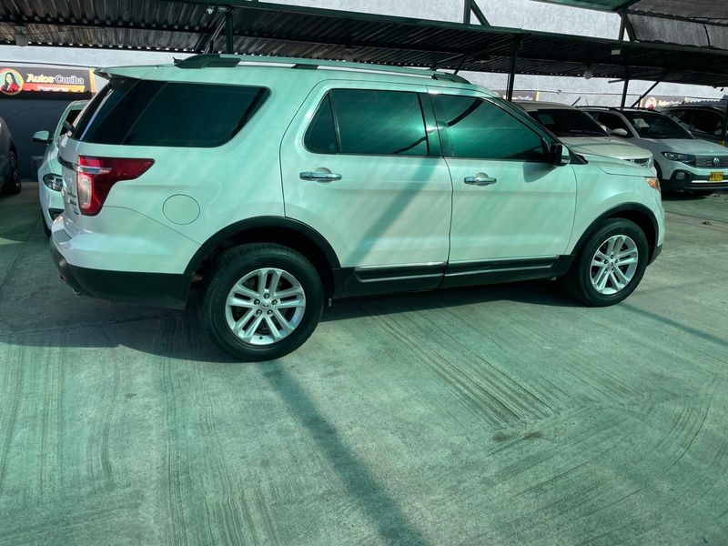 Ford Explorer limited 2015 - imagen secundaria 1