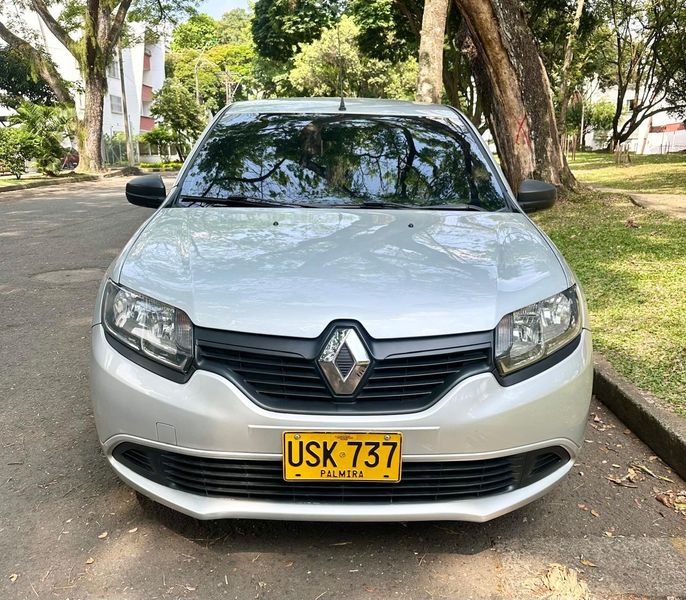 RENAULT LOGAN 2018 - imagen secundaria 1