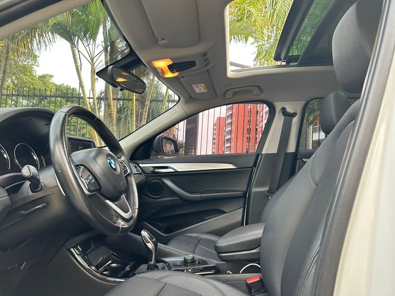 BMW X2 sDrive20i 2019  2.0 Turbo Automática - imagen secundaria 2