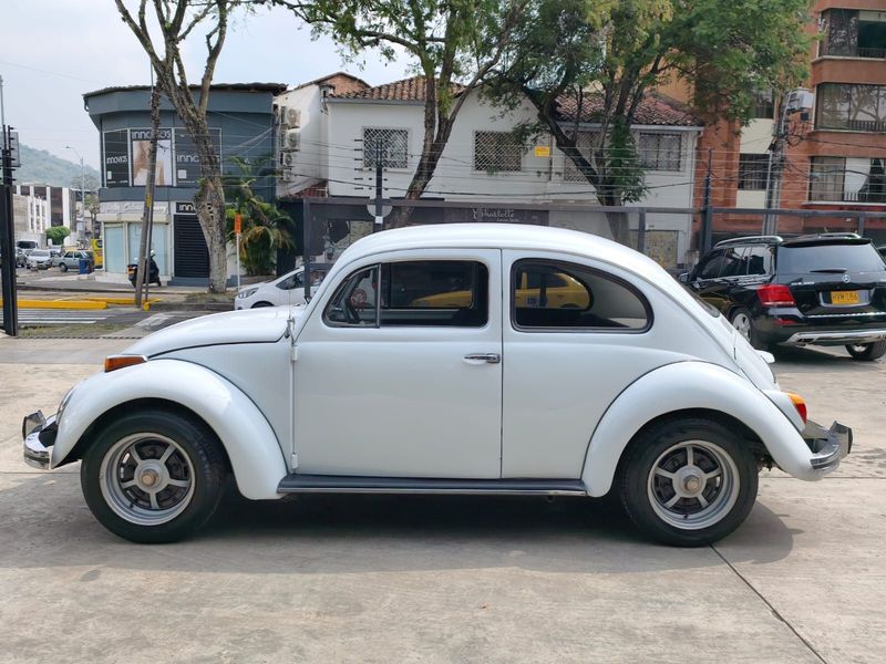 VOLKSWAGEN ESCARABAJO 1.3 MT 1954 - imagen secundaria 1