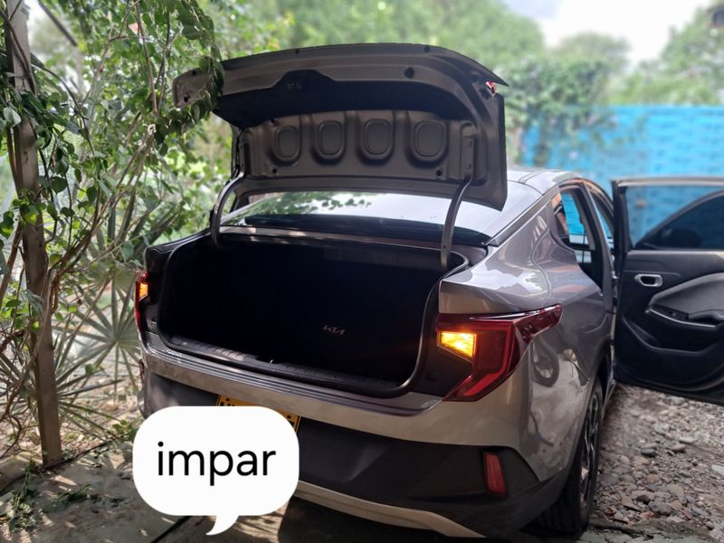 Kia k3 vibrant model 2025 automatico - imagen secundaria 2