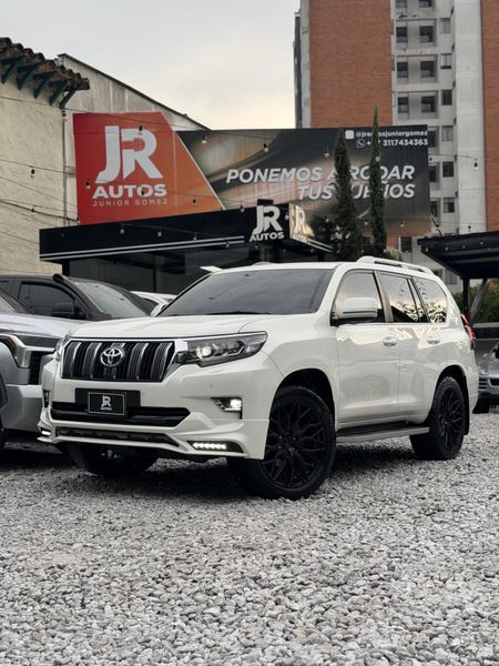 TOYOTA PRADO VXL 2019  BLINDAJE 2 - imagen secundaria 1