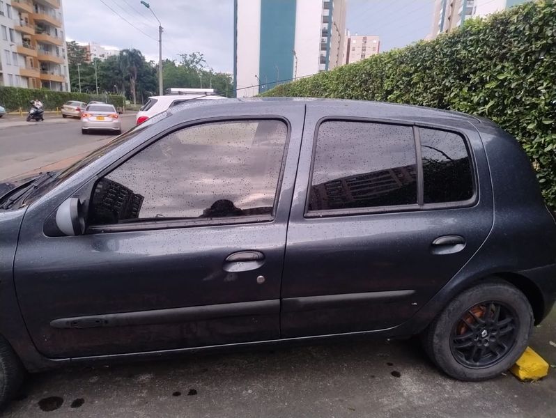 Renault Clio campus - imagen secundaria 2