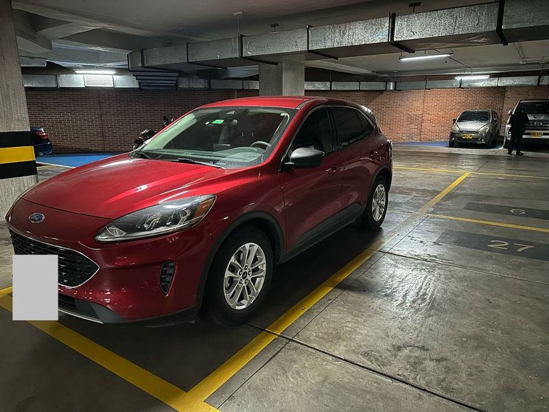Ford Escape Híbrida SE 2022 - imagen secundaria 2