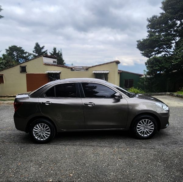 Suzuki Swift dzire 2023 - imagen secundaria 2