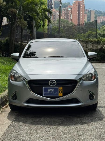 MAZDA 2 TOURING 1.5 AUTOMATICO - imagen secundaria 2