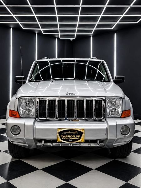 JEEP COMMANDER - imagen secundaria 2