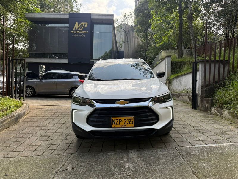 Chevrolet Tracker LS 2025 - imagen secundaria 1