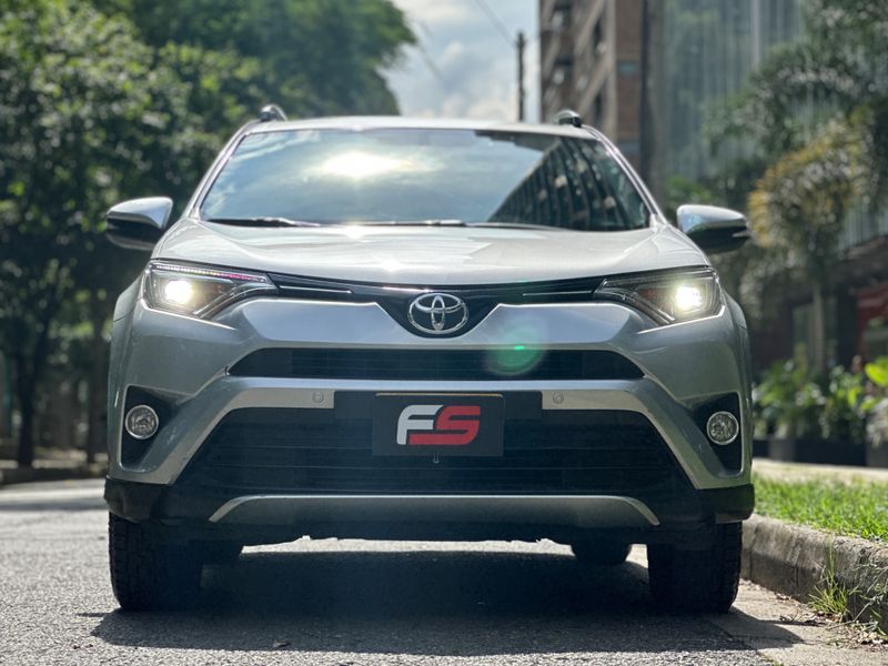 TOYOTA RAV4 STREET 2016 - imagen secundaria 1