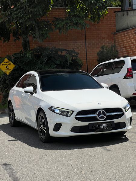 Mercedes Benz A200 Sedan 2020 - imagen secundaria 2