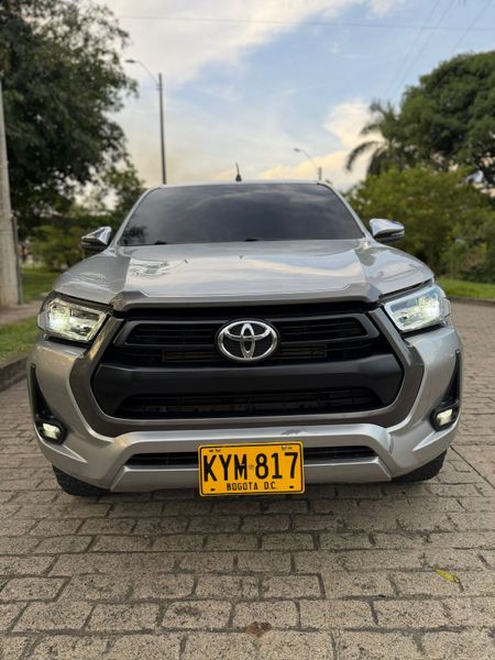 Toyota Hilux Blindada 4x4 Diésel 2022 - imagen secundaria 2