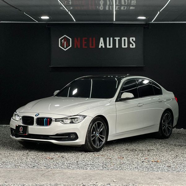 BMW 318i F30 LCI EXCLUSIVE 2018 - imagen secundaria 2