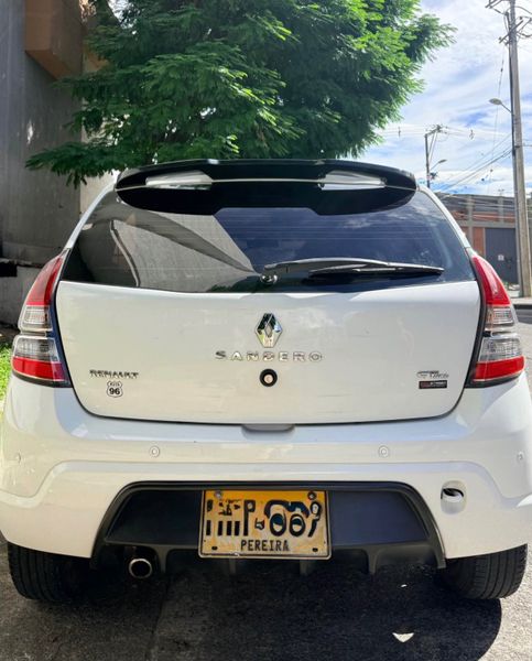 Renault sandero gt line - imagen secundaria 2