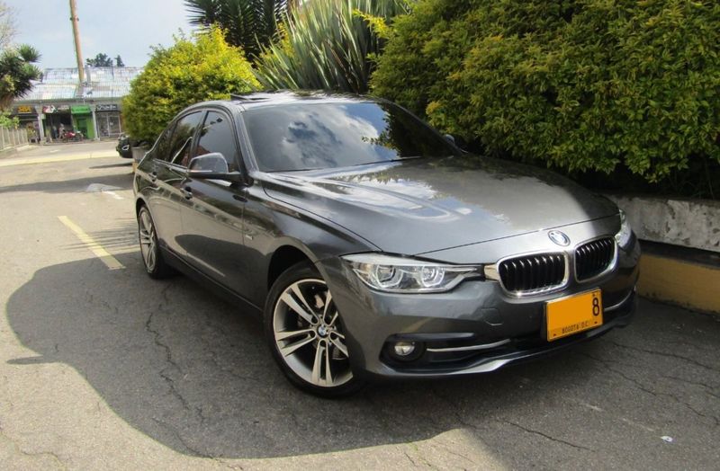 BMW 330i SPORT LINE 2017 - imagen secundaria 1