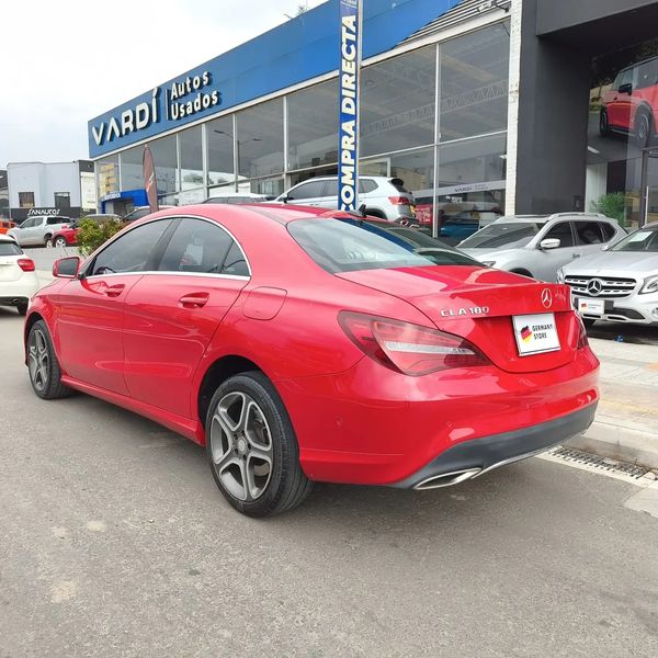 Mercedes-Benz Clase CLA 180 1.6 Essential 2017  89.300 km - imagen secundaria 2