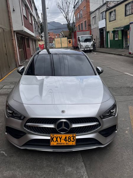 Mercedes Benz CLA 200 - imagen secundaria 1